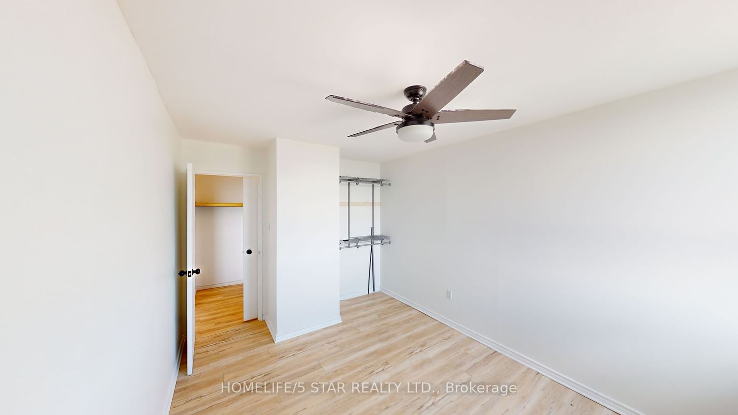 541 Blackthorn Ave, unit 1506 for rent - image #19