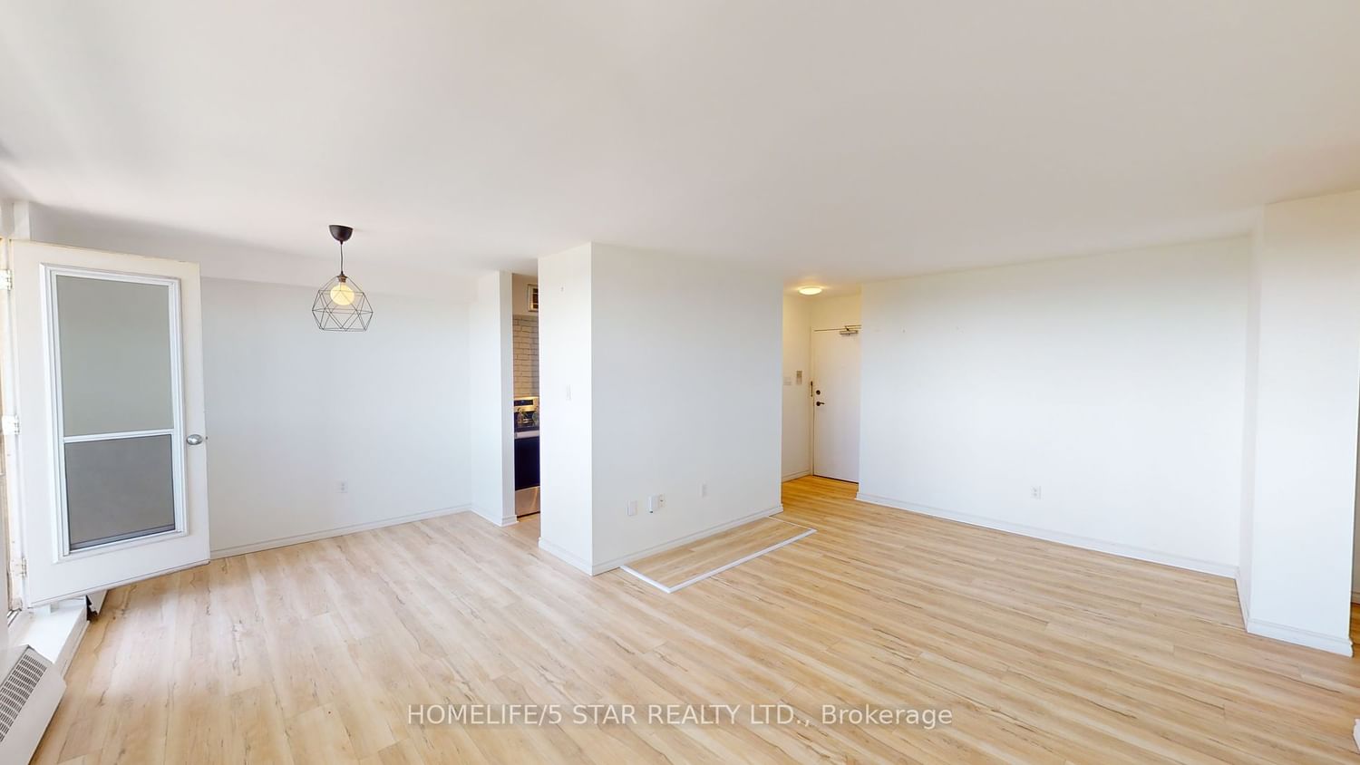 541 Blackthorn Ave, unit 1506 for rent - image #8