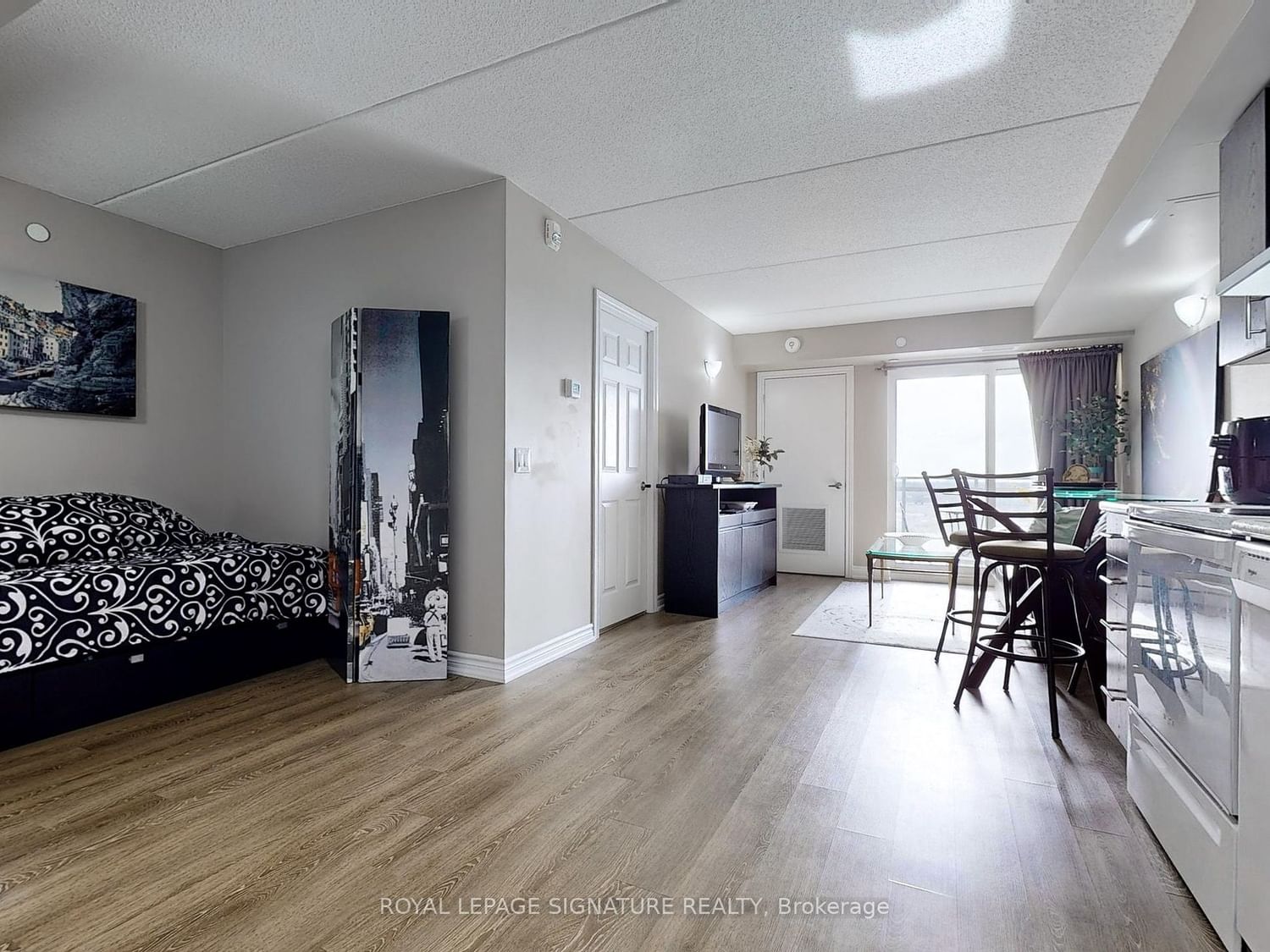 716 Main St E, unit 505 for sale - image #10