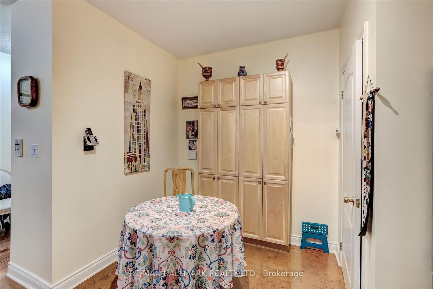 2 Aberfoyle Cres, unit 407 for sale - image #12