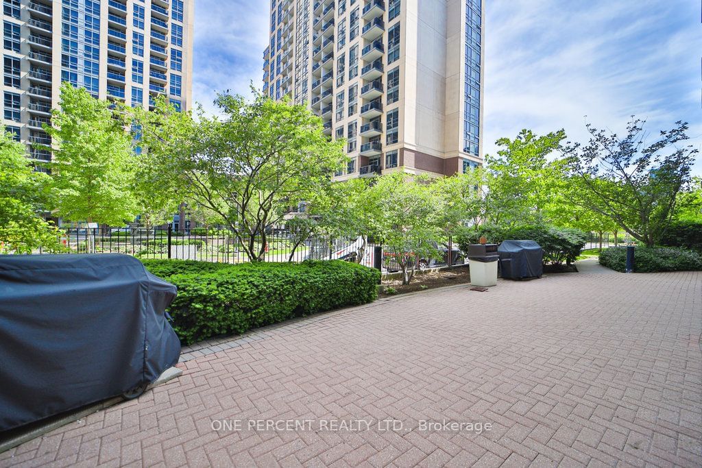 7 Michael Power Pl, unit 1101 for sale - image #12