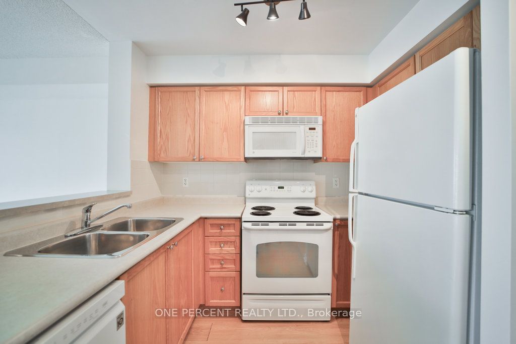 7 Michael Power Pl, unit 1101 for sale - image #20