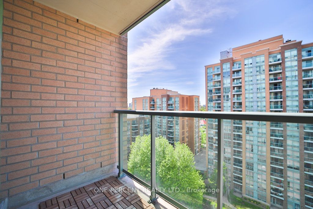 7 Michael Power Pl, unit 1101 for sale - image #33