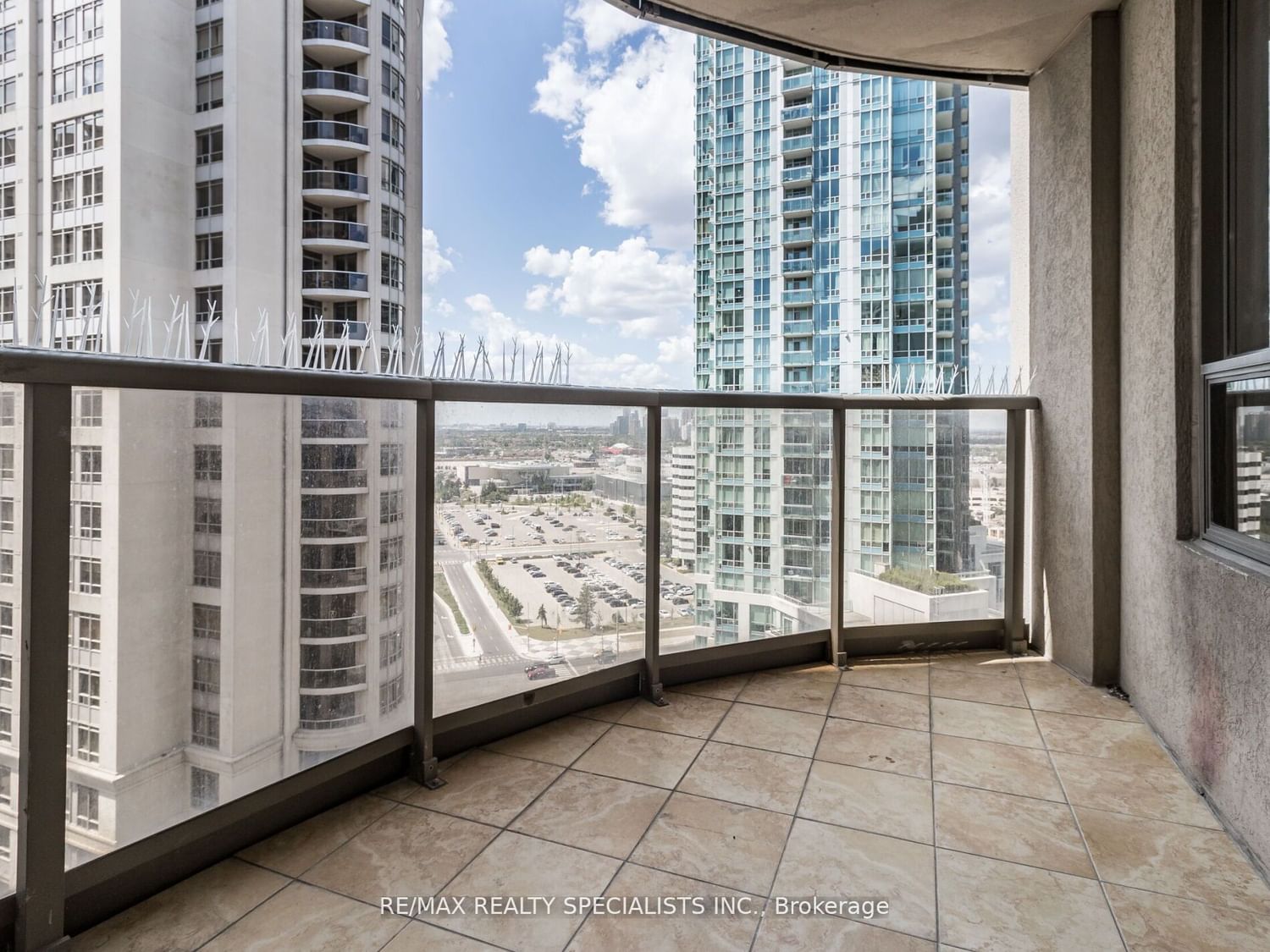 3880 Duke Of York Blvd, unit 1906 for sale - image #27