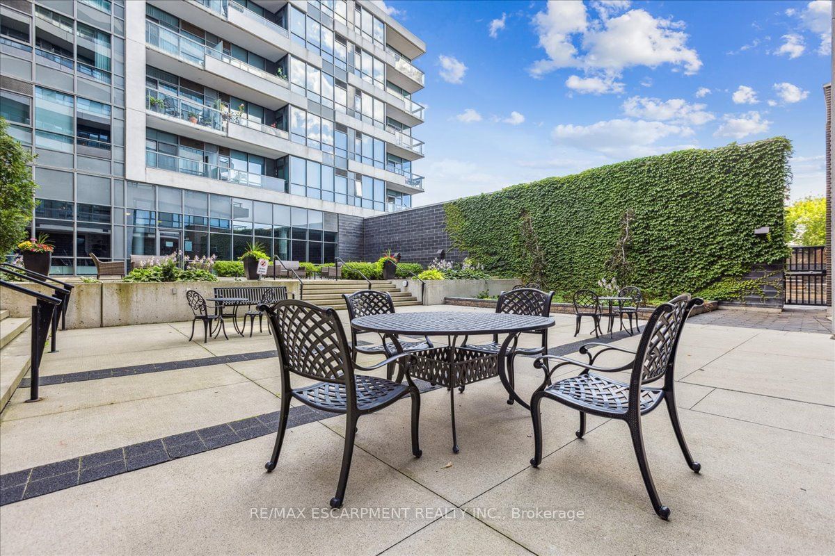 1 Hurontario St, unit 316 for sale - image #24