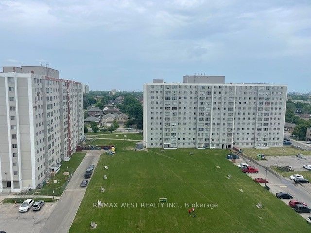 100 Lotherton Ptwy, unit 1210 for sale