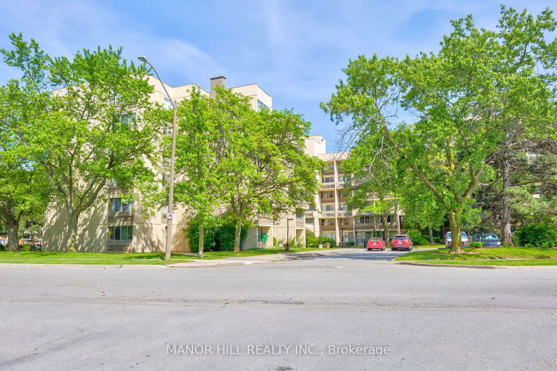 1300 Marlborough Crt, unit 523 for sale - image #1