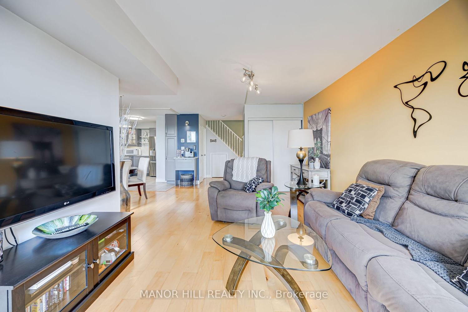 1300 Marlborough Crt, unit 523 for sale - image #18