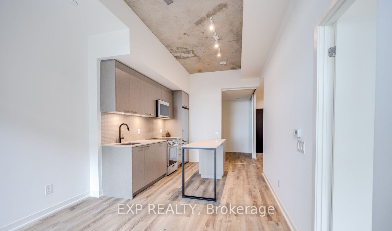 1808 St Clair Ave W, unit 611 for rent