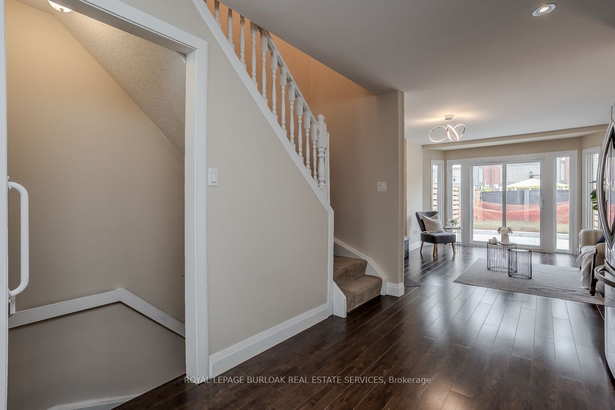 895 Maple Ave, unit 605 for sale - image #16