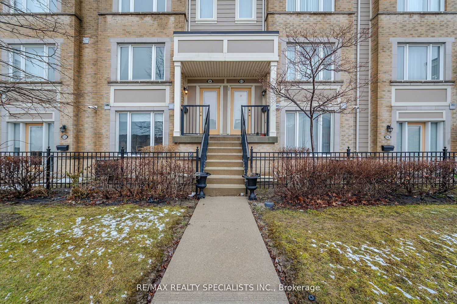 60 Fairwood Circ, unit 63 for sale