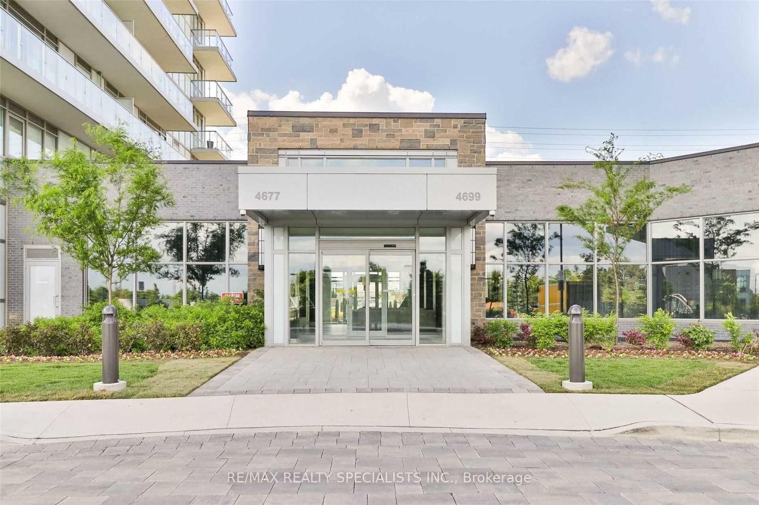 4677 Glen Erin Dr, unit 1110 for sale - image #2