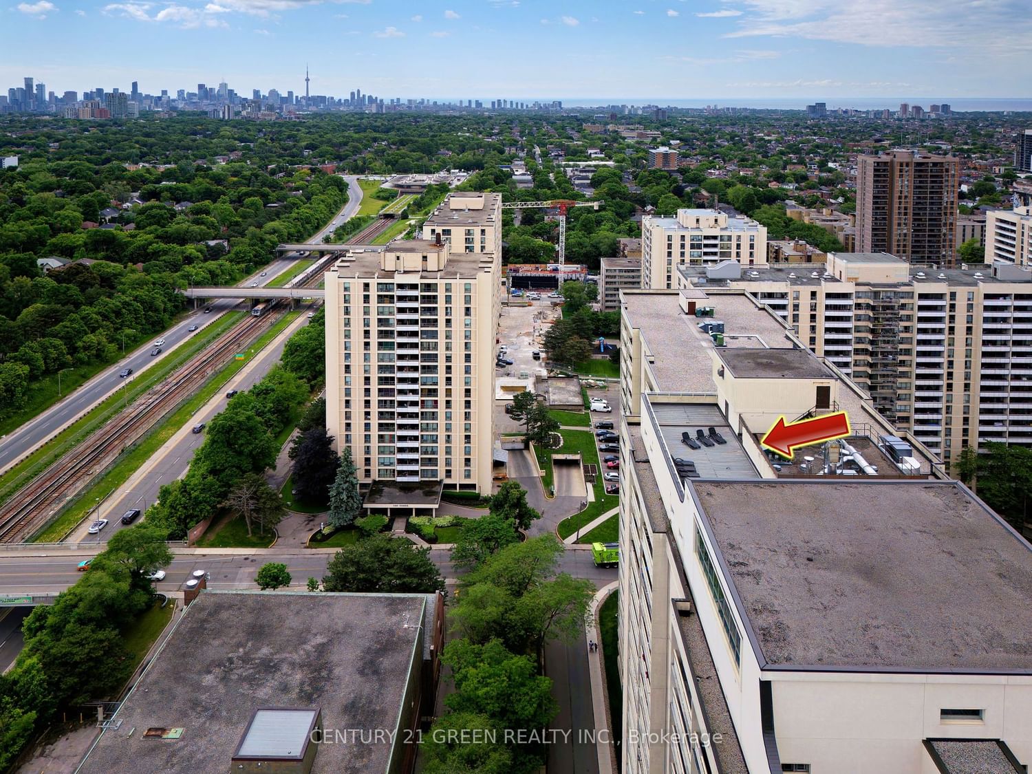 360 Ridelle Ave, unit #106 for sale - image #22