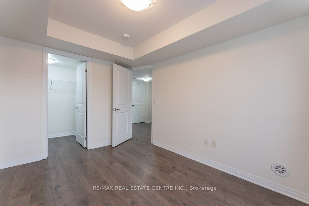 167 William Duncan Rd, unit 2 for sale - image #19