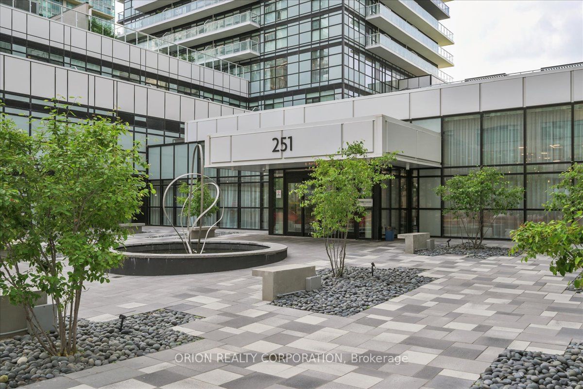 251 Manitoba St, unit 709 for sale