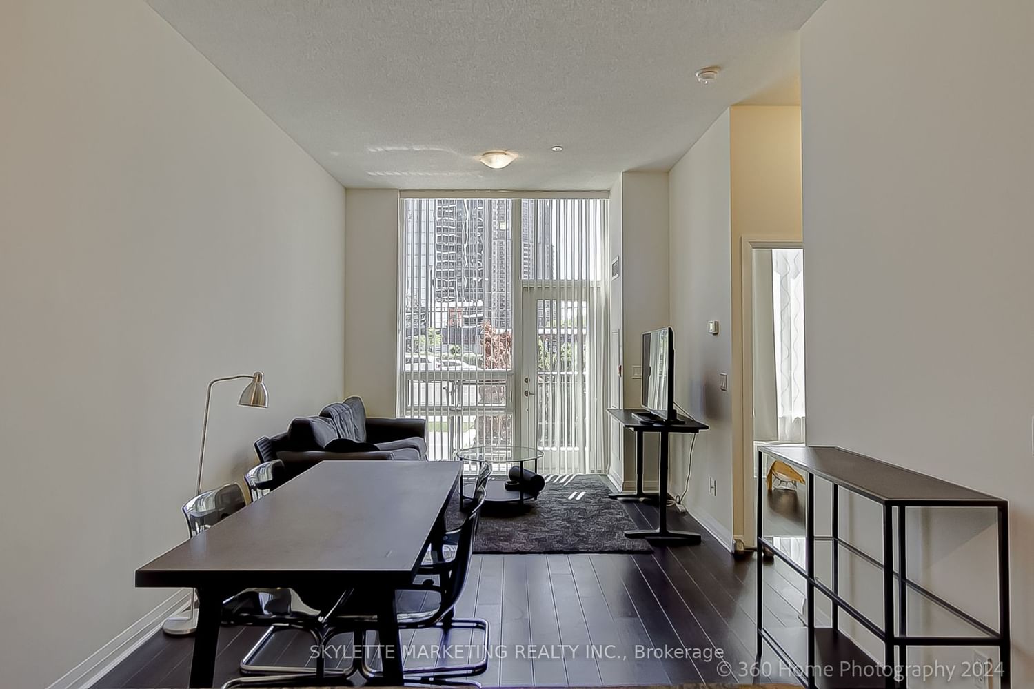 55 Eglinton Ave W, unit 111 for sale