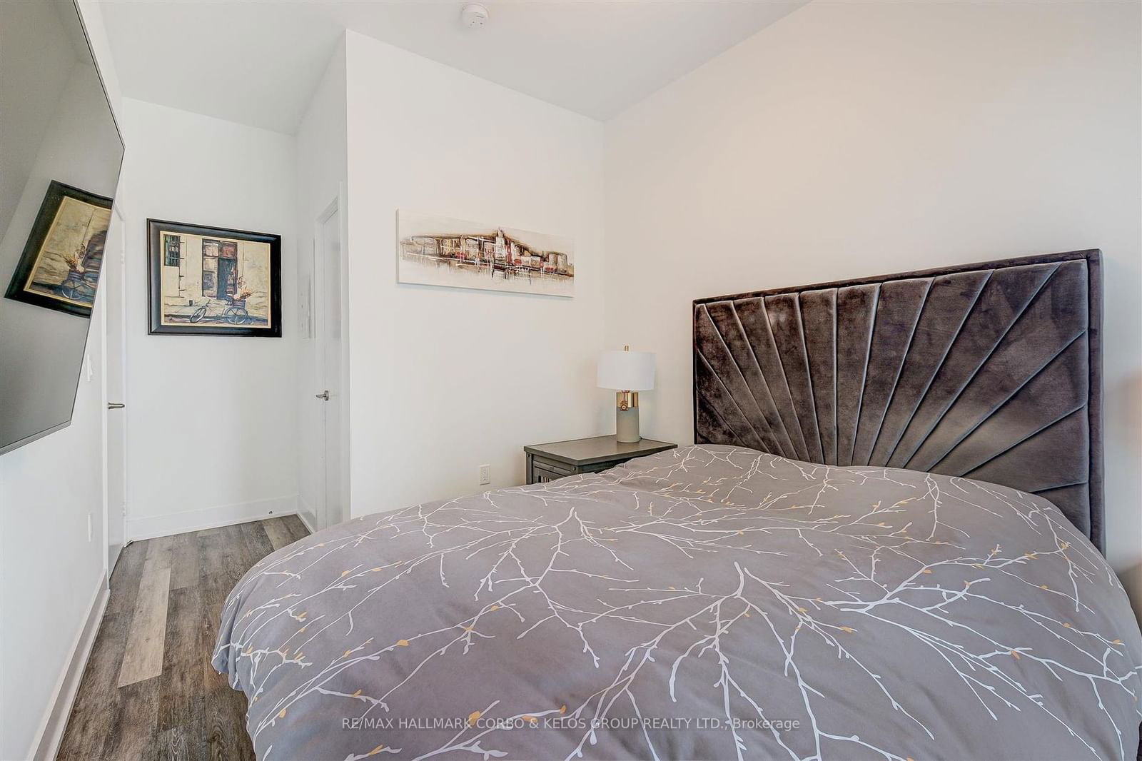 30 Shore Breeze Dr, unit 529 for sale - image #20