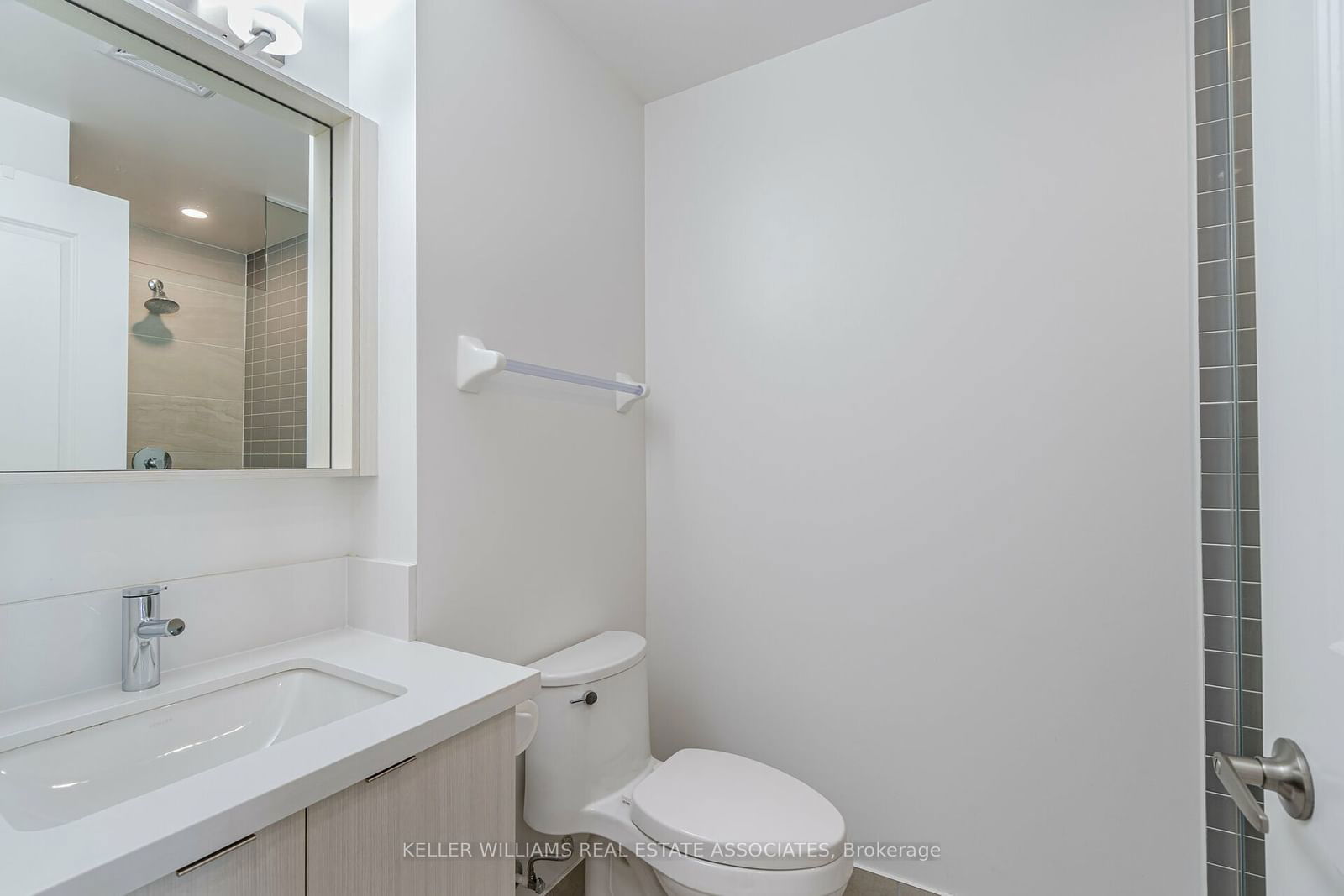 4677 Glen Erin Dr, unit 207 for sale - image #18