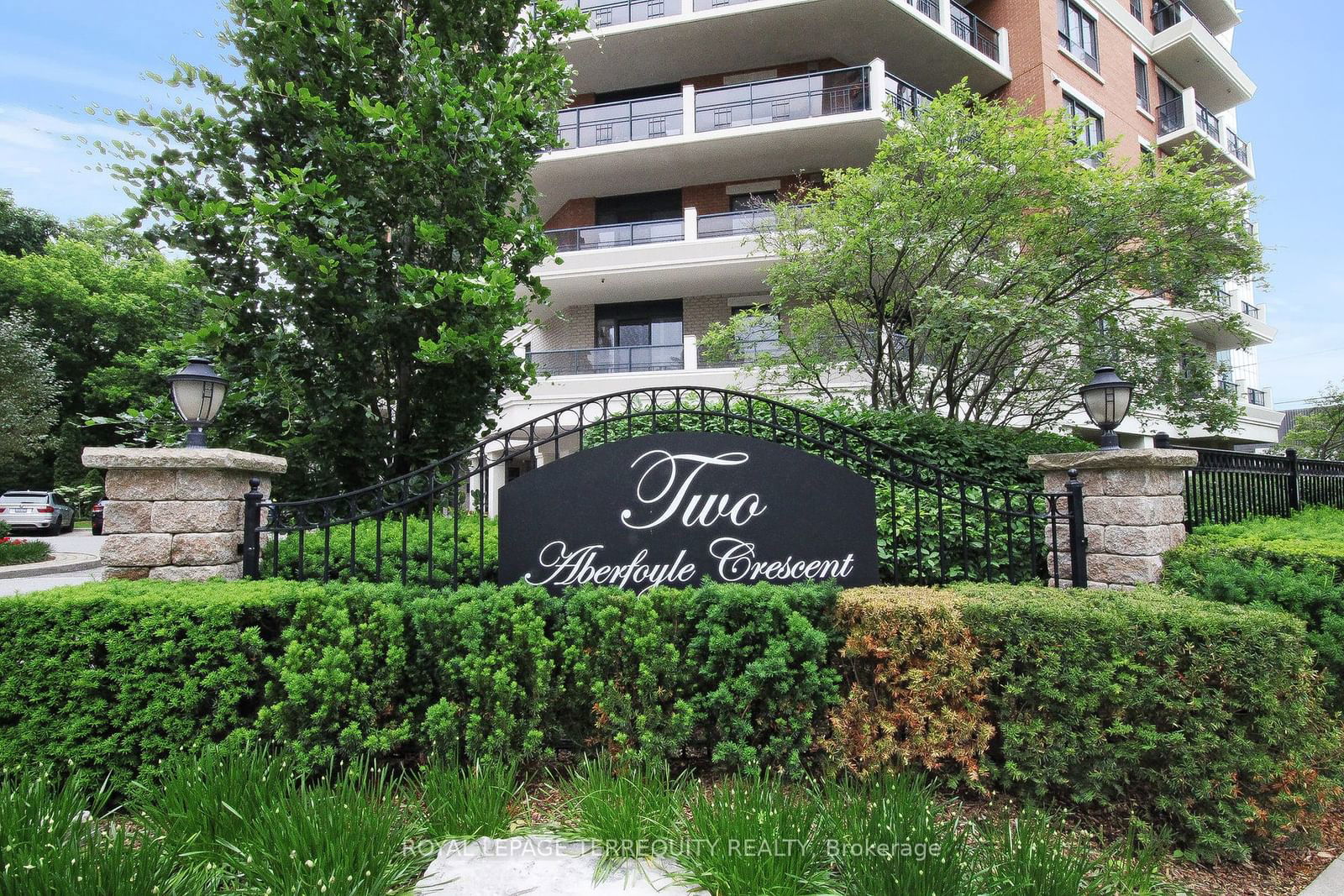 2 Aberfoyle Cres, unit 1201 for sale - image #1