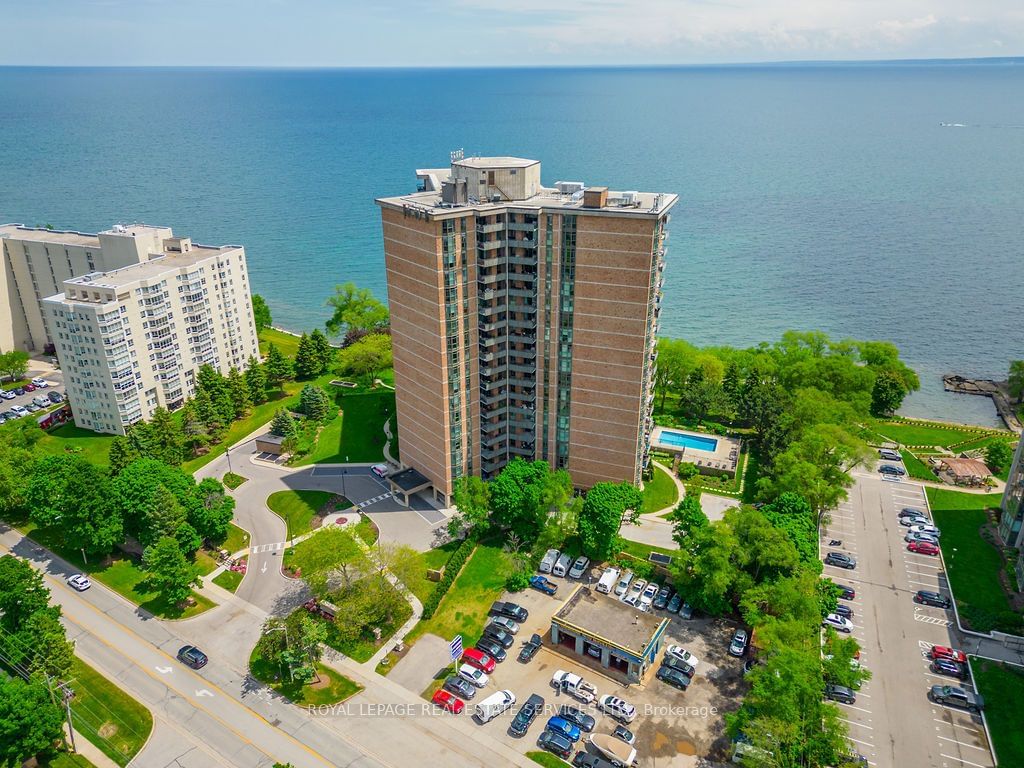 5250 Lakeshore Rd, unit 1504 for sale