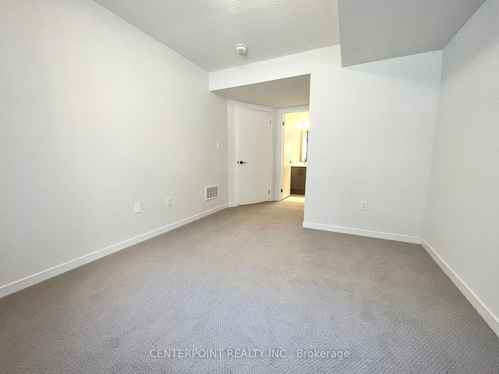 15 William Jackson Way, unit 40 for rent - image #10