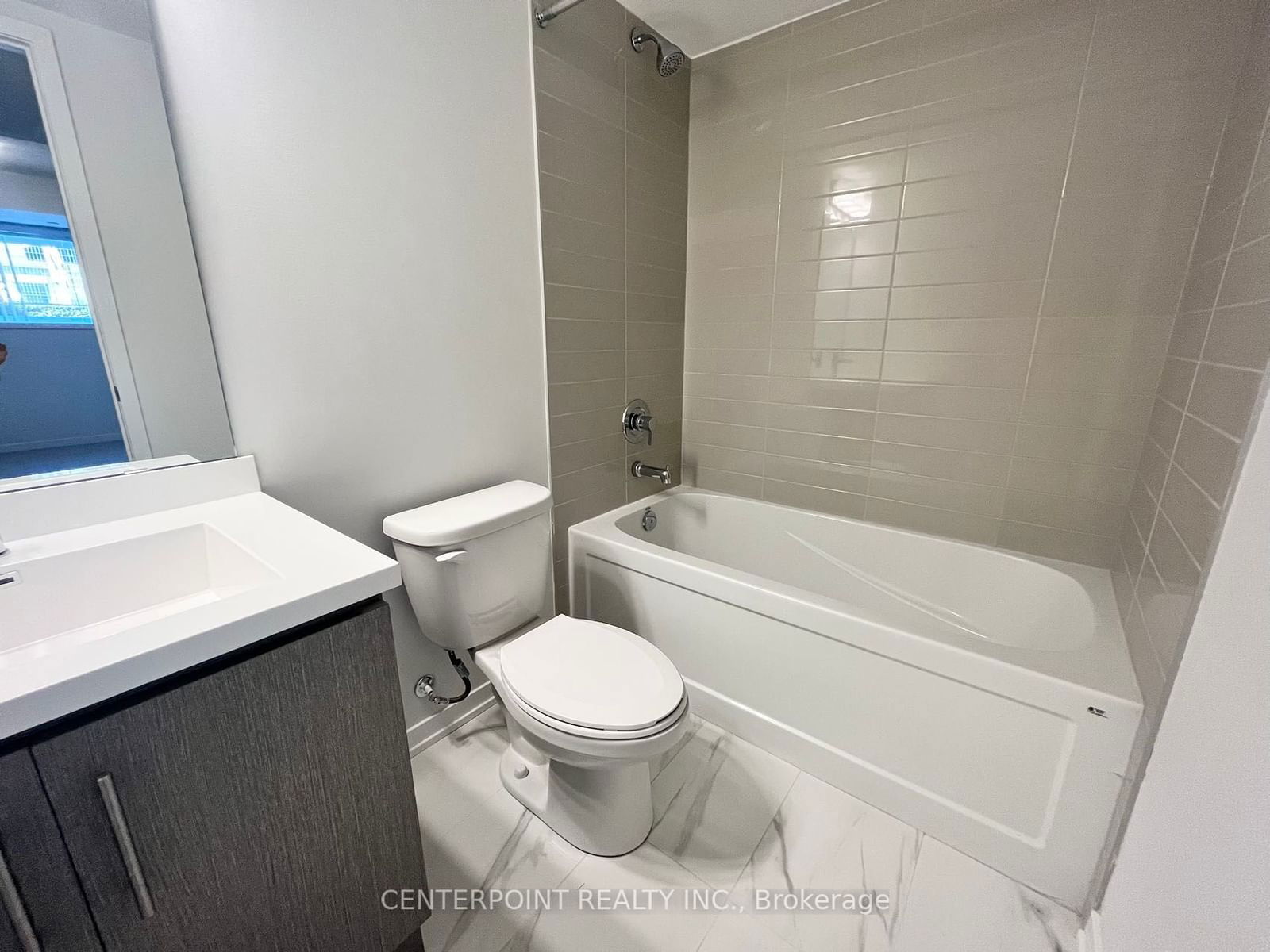 15 William Jackson Way, unit 40 for rent - image #12