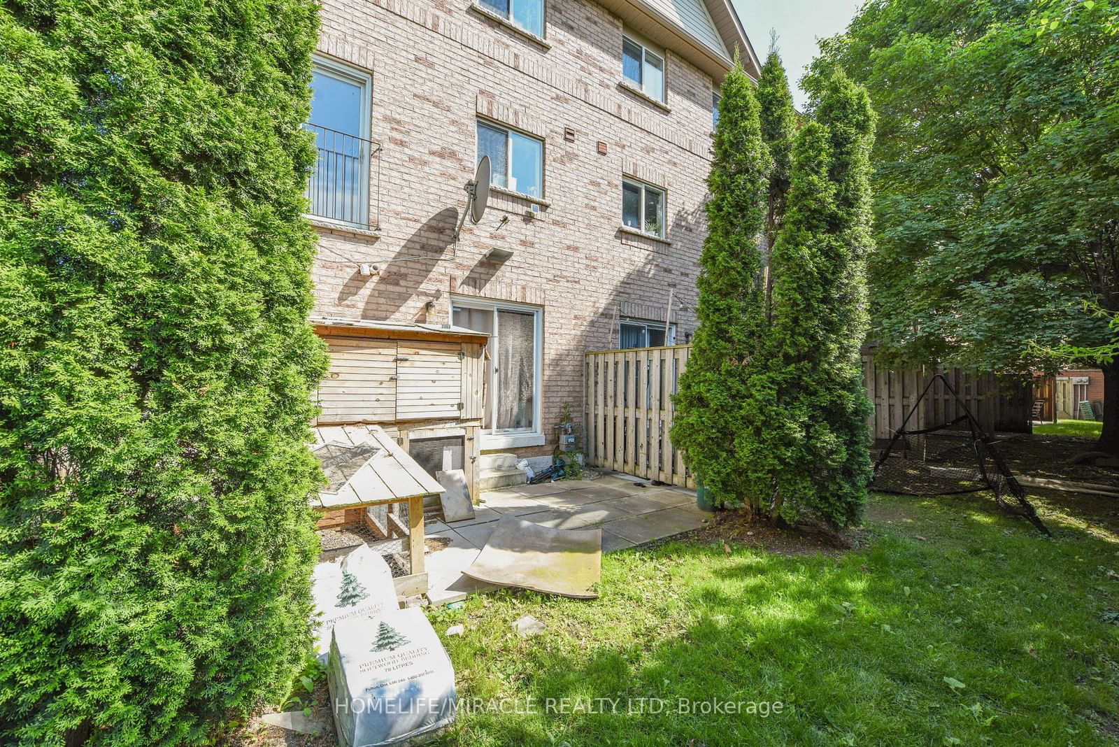 80 Acorn Pl, unit 06 for sale - image #33