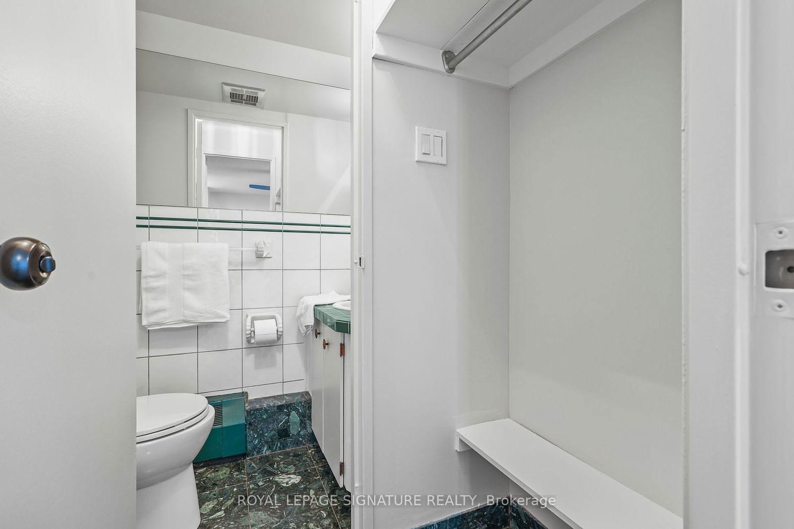 1615 Bloor St, unit 1112 for sale - image #23