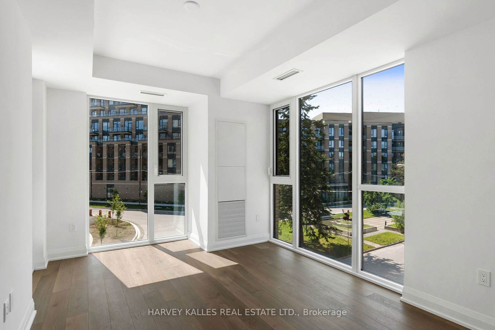 293 The Kingsway, unit 305 for sale