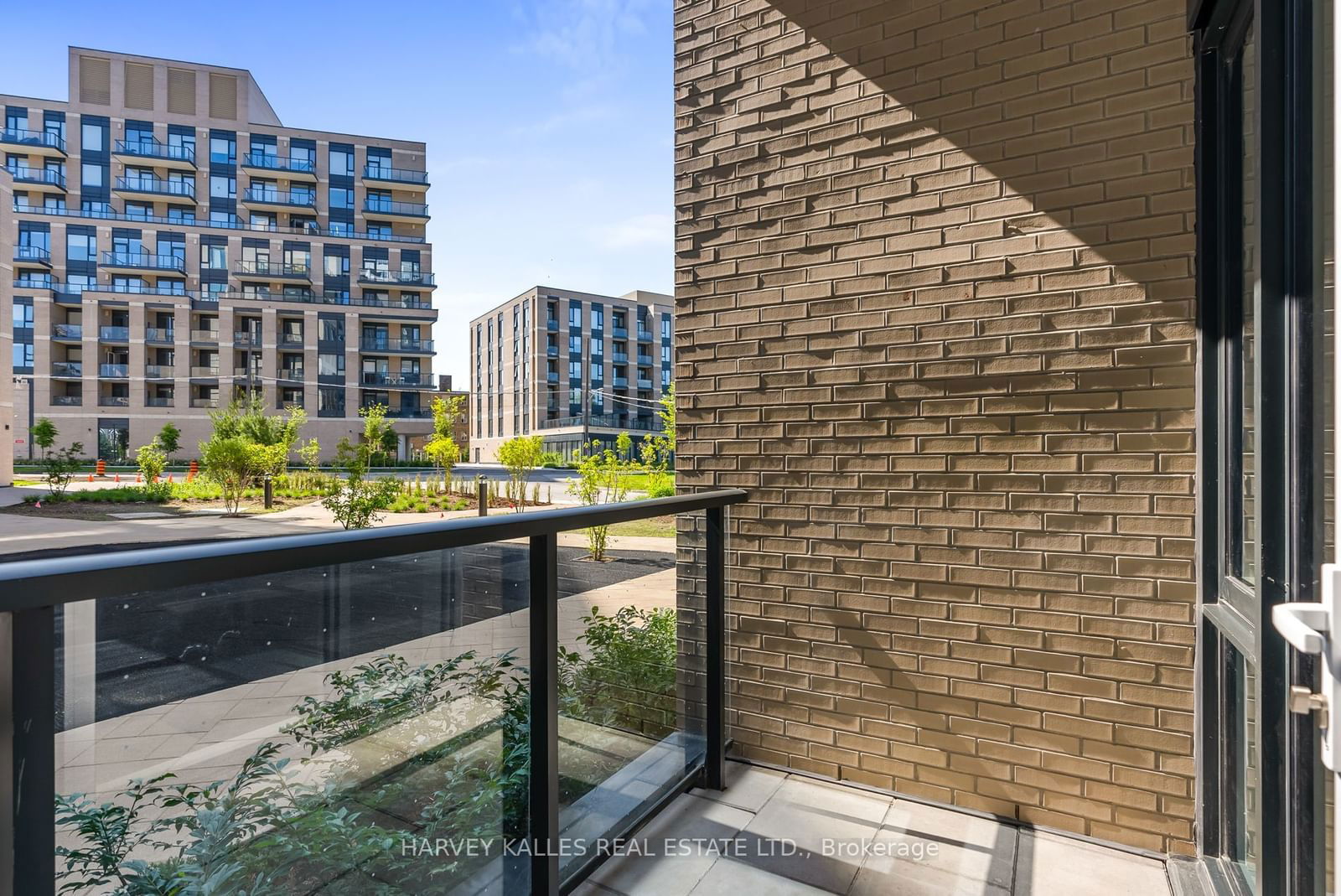 293 The Kingsway, unit 102 for sale - image #7