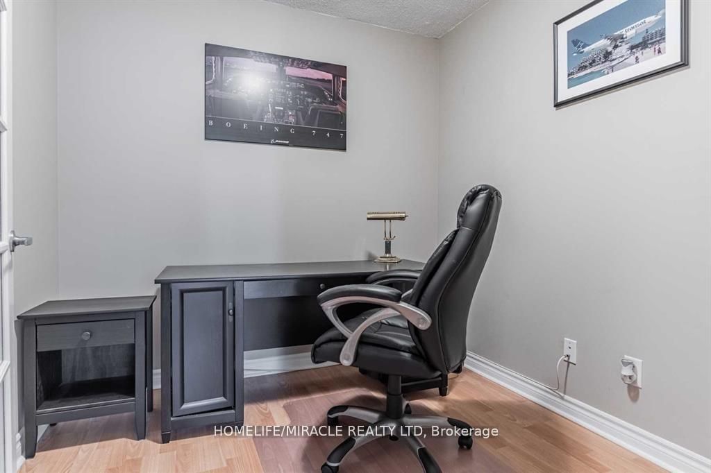 3880 Duke Of York Blvd, unit 1401 for sale - image #10