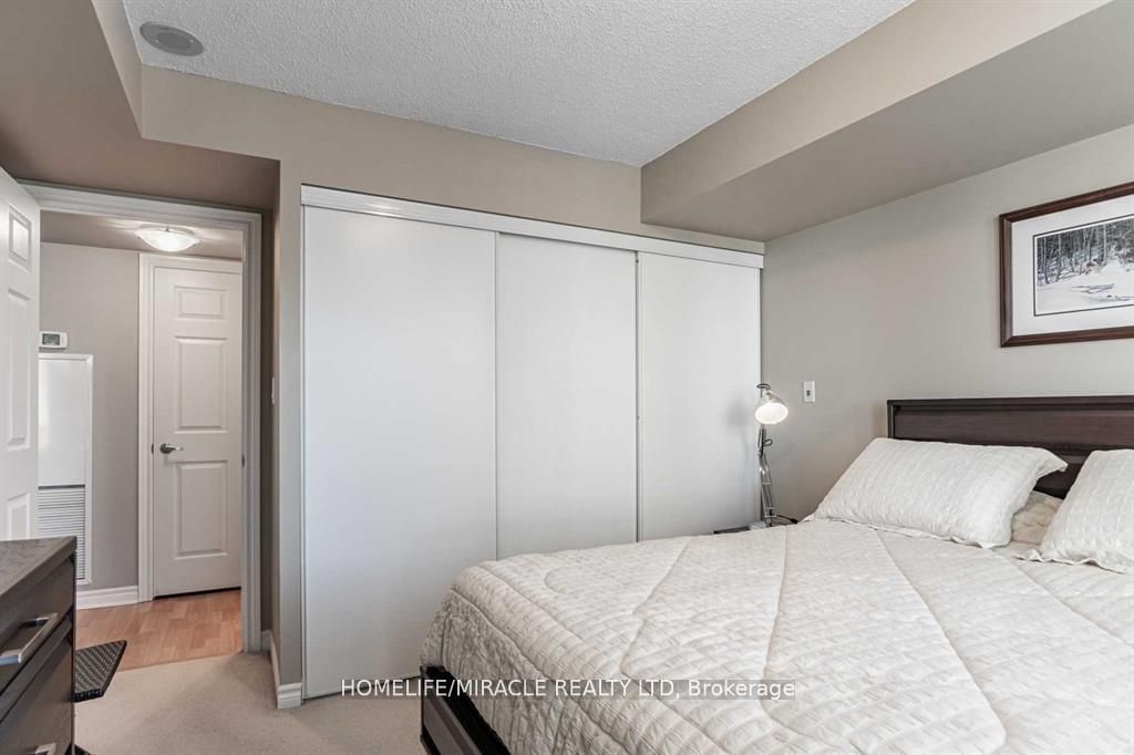 3880 Duke Of York Blvd, unit 1401 for sale