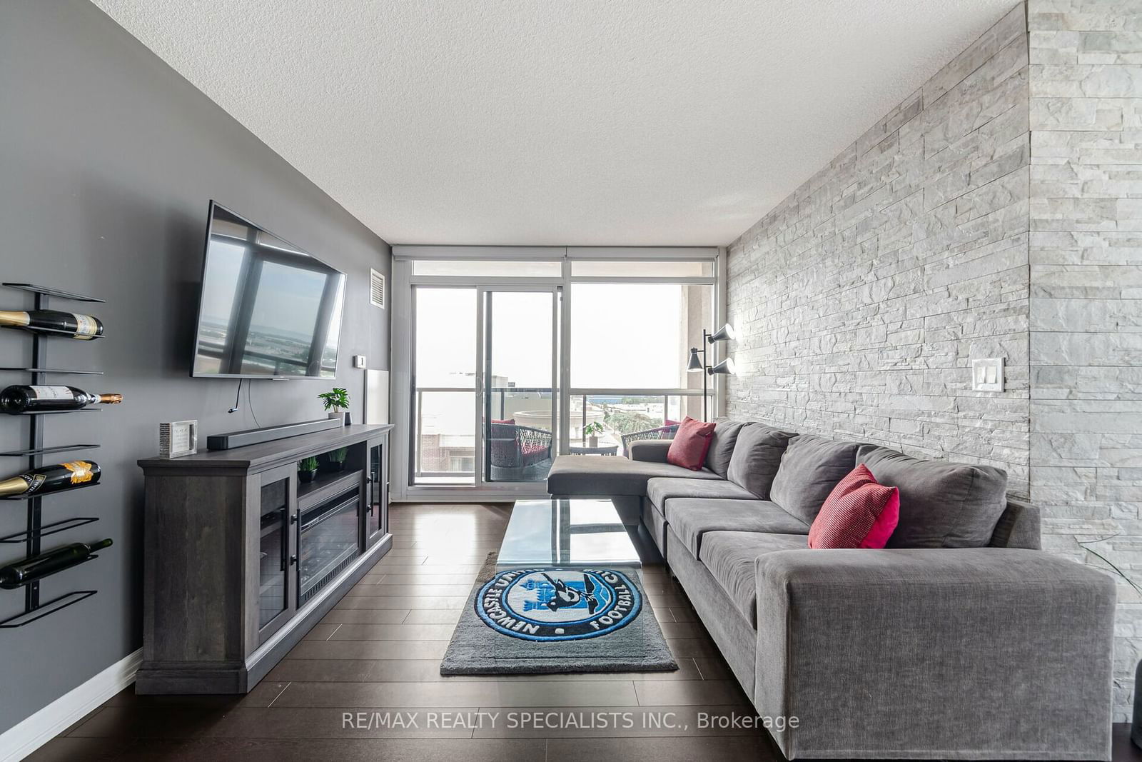 1940 Ironstone Dr, unit 1104 for sale - image #10