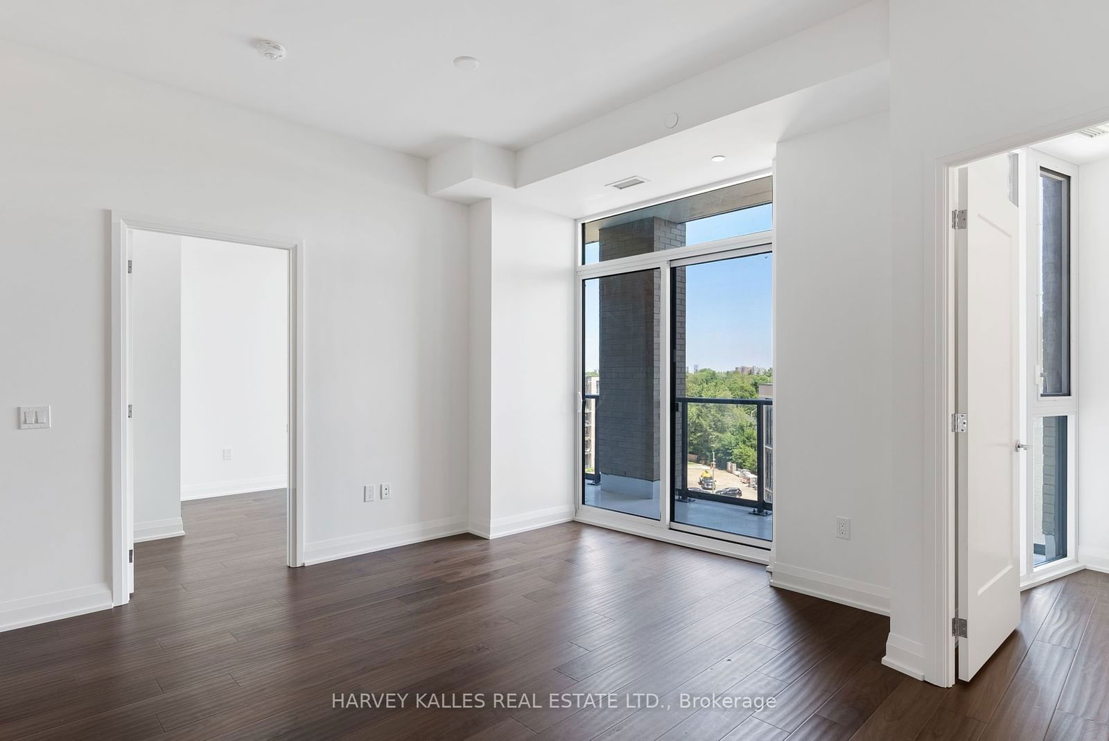 293 The Kingsway, unit 707 for sale - image #8