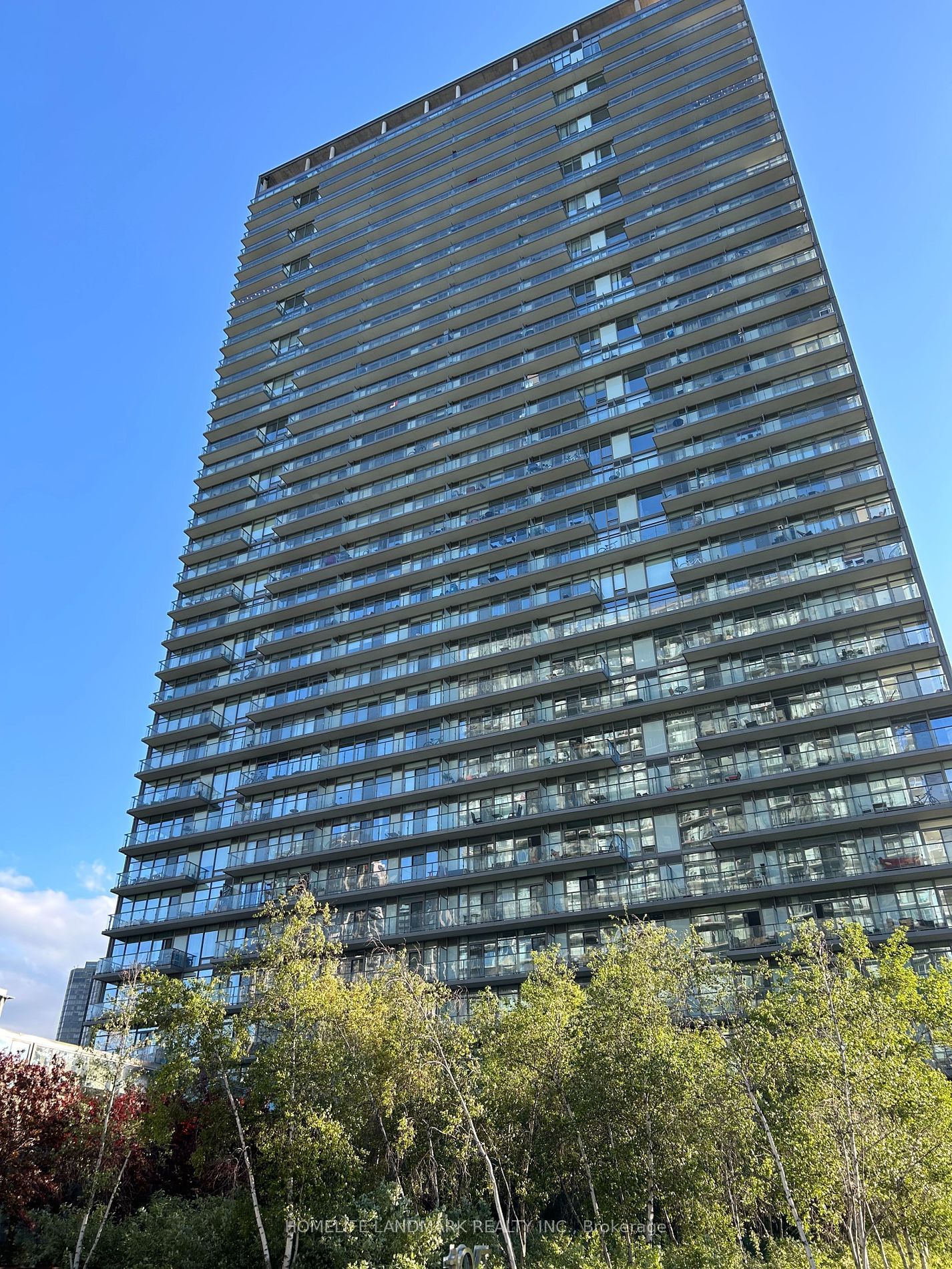 105 The Queensway, unit 909 for sale - image #1