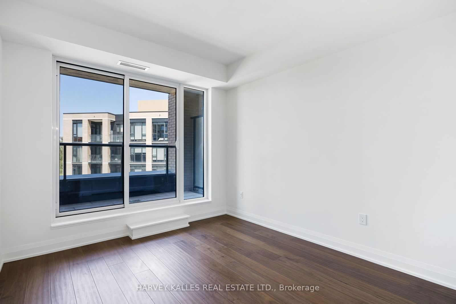 293 The Kingsway, unit 519 for sale - image #16