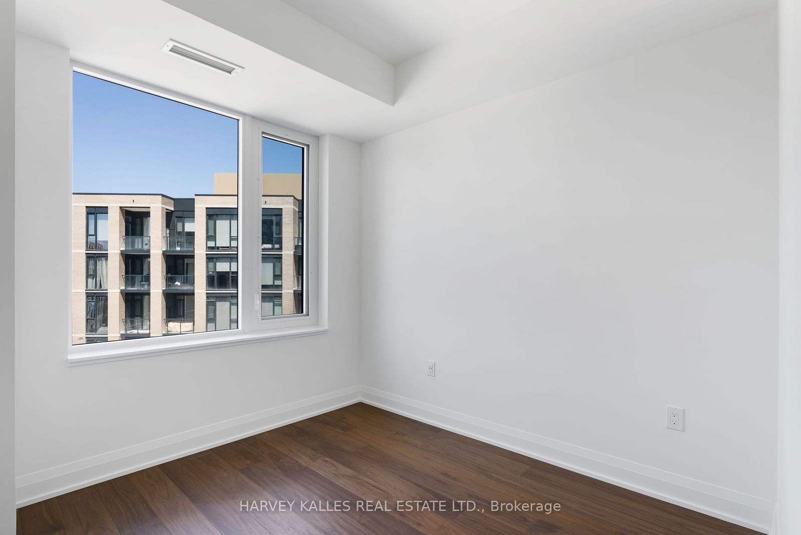 293 The Kingsway, unit 519 for sale - image #20