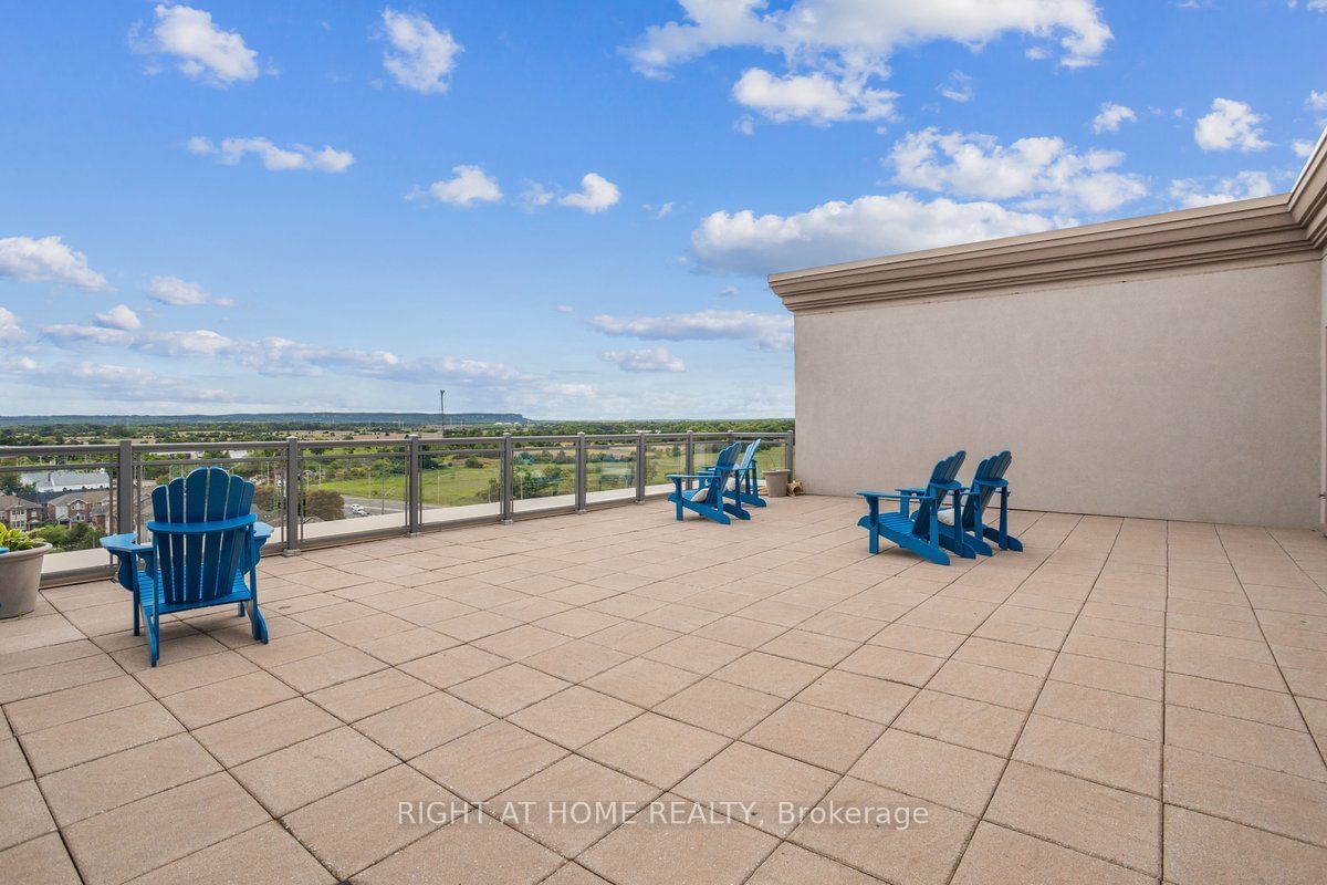 2490 Old Bronte Rd, unit 326 for sale - image #23