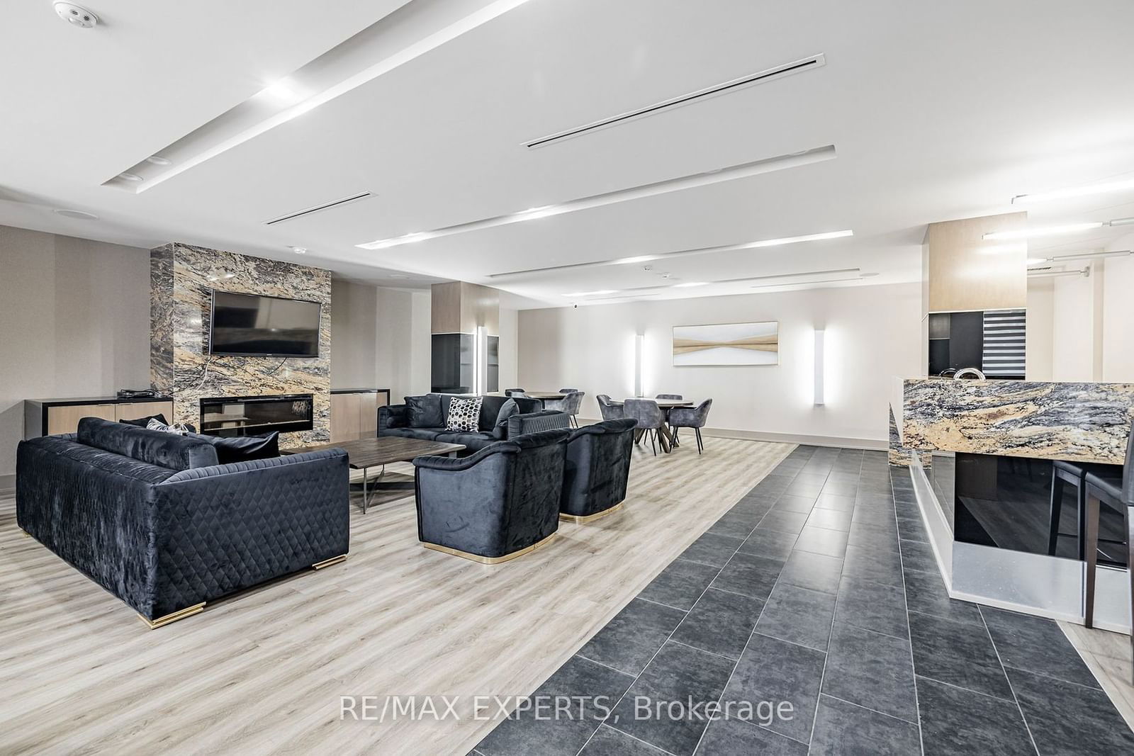 1060 Sheppard Ave W, unit 719 for sale - image #25