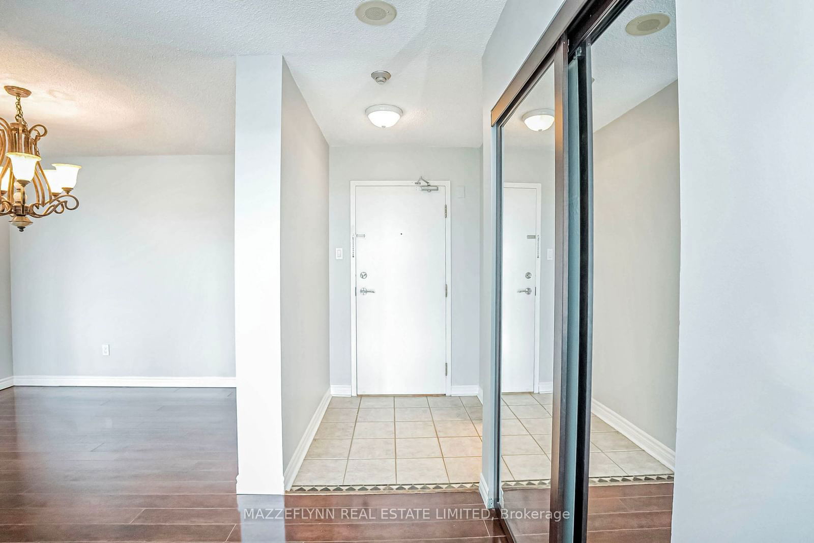 12 Laurelcrest St, unit 1104 for sale - image #4