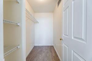 265 Enfield Pl, unit 908 for sale