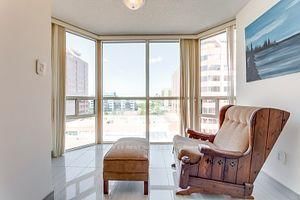 265 Enfield Pl, unit 908 for sale