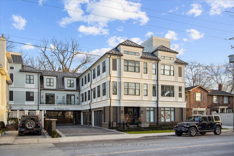 336 Robinson St, unit 2 for sale - image #1