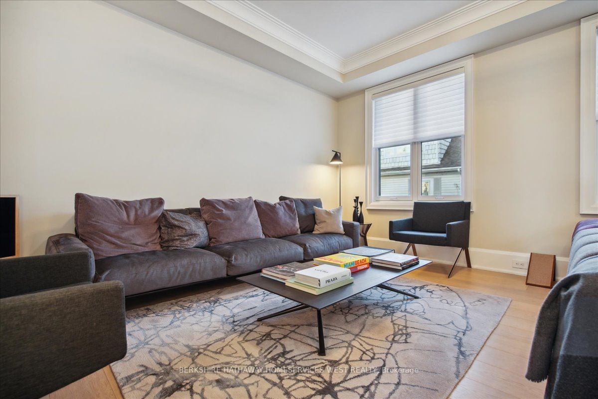 336 Robinson St, unit 2 for sale - image #14