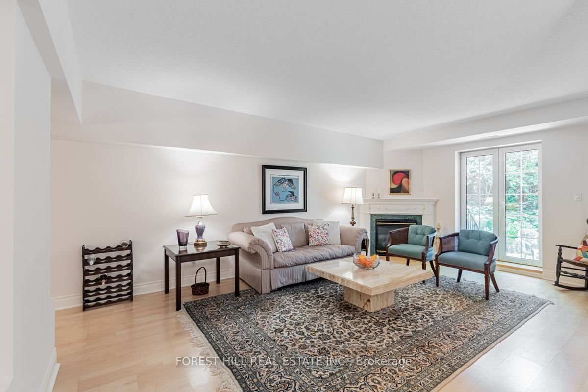 30 Anglesey Blvd, unit G2 for sale - image #7