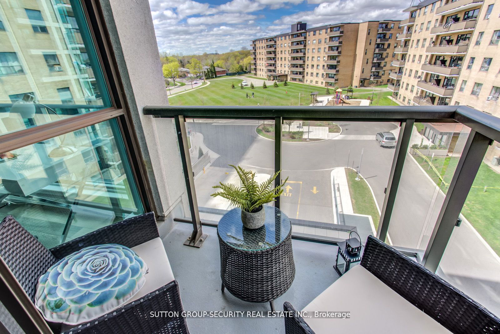 80 Esther Lorrie Dr, unit 505 for sale - image #19