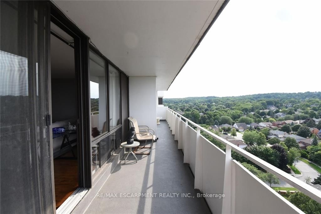 2055 Upper Middle Rd, unit 1610 for sale - image #26