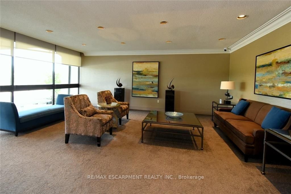 2055 Upper Middle Rd, unit 1610 for sale - image #28