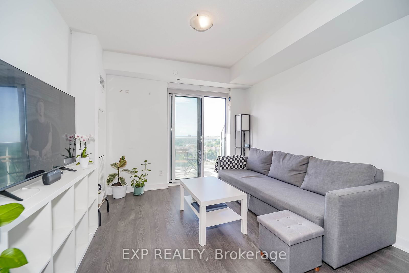 251 Manitoba St, unit 1007 for sale - image #19