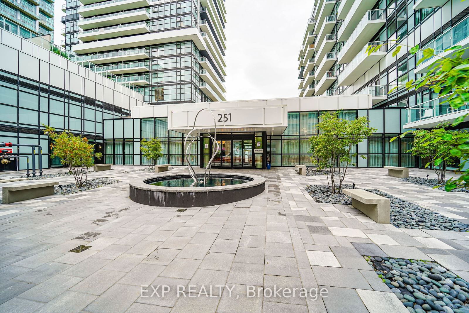 251 Manitoba St, unit 1007 for sale - image #3